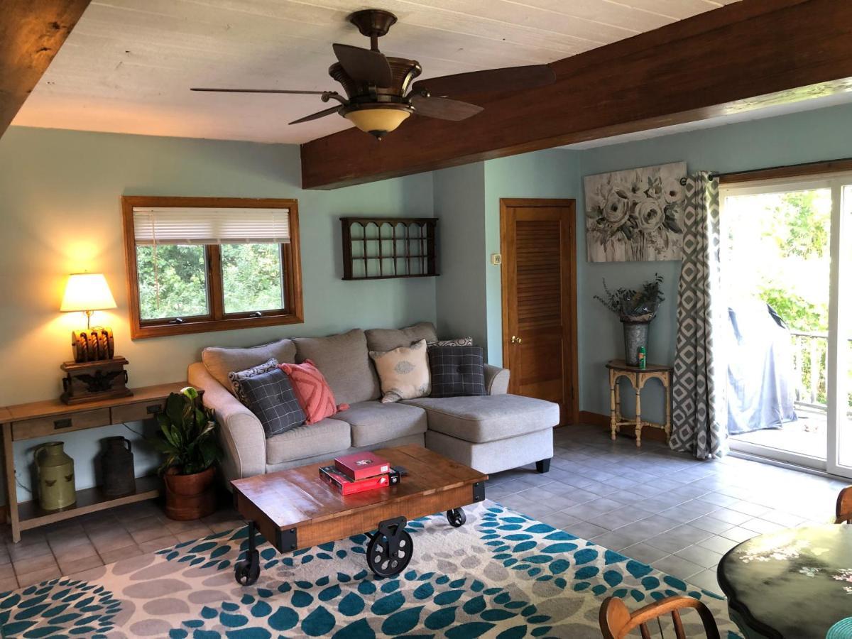 1 Bed Cottage, Partial Waterviews & Water Access Westport Bagian luar foto