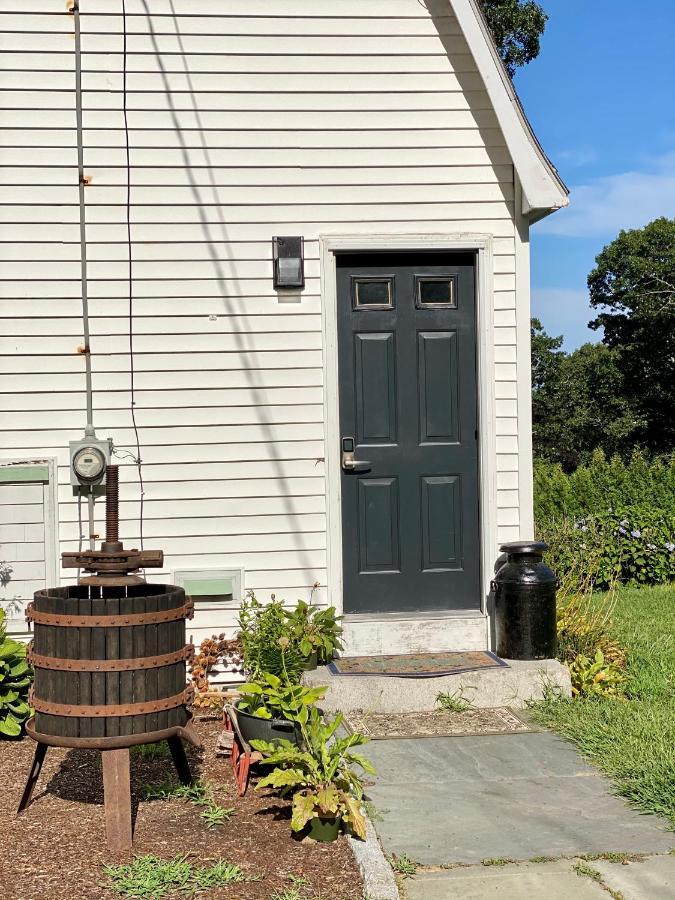 1 Bed Cottage, Partial Waterviews & Water Access Westport Bagian luar foto